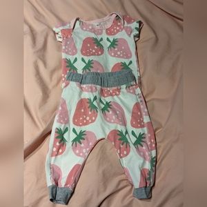 Monica and andy strawberry set 3-6 months